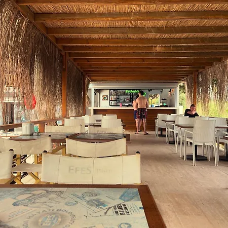 Anitas Hotel Konaklı